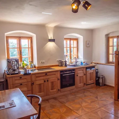 Trattnachtaler Weinhaus بيت للعطل Schlusslberg